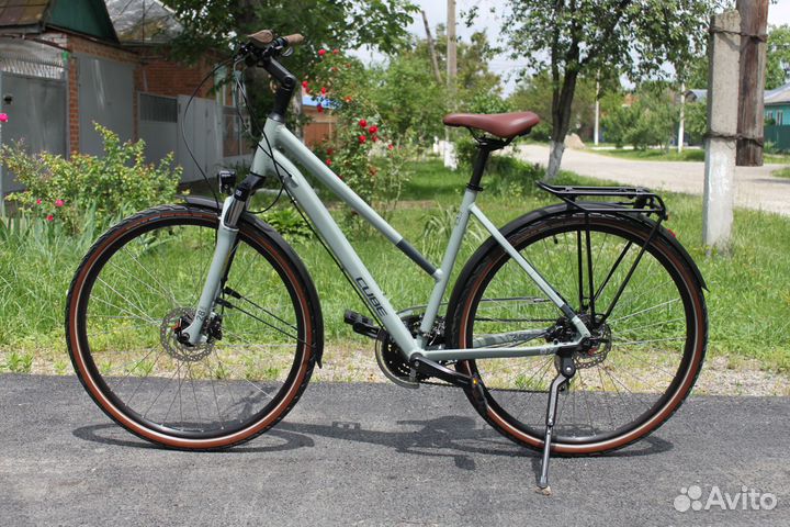 Велосипед Cube Touring Pro 2022 года
