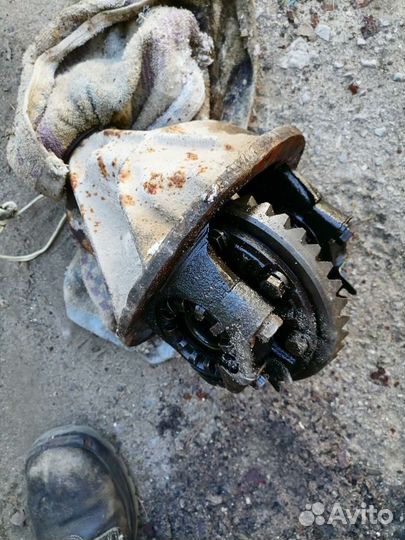 Запчасти на москвич