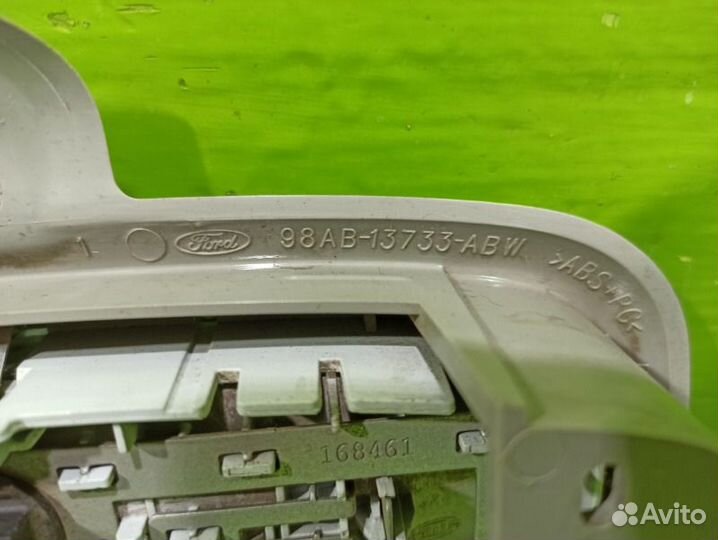 Плафон салона Ford Fusion хэтчбэк fyja 2008