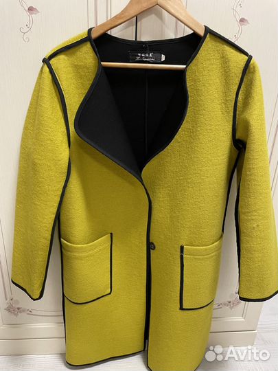 Продам оригинальное женское пальто 44-46 размер