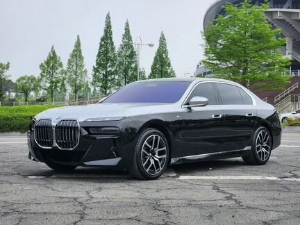 BMW 7 серия 3.0 AT, 2024, 4 708 км