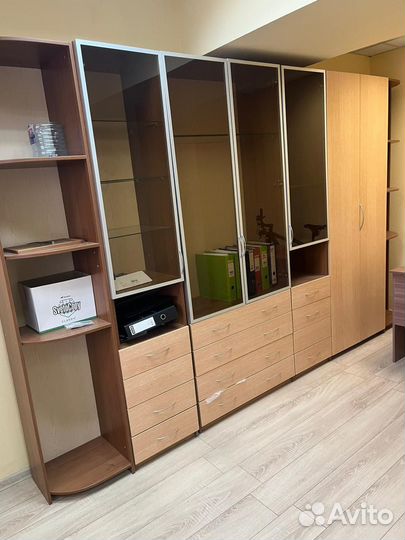 Офисный шкаф