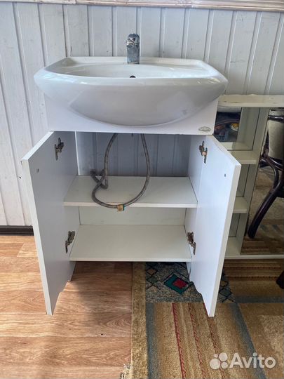 Мебель для ванной комнаты бу