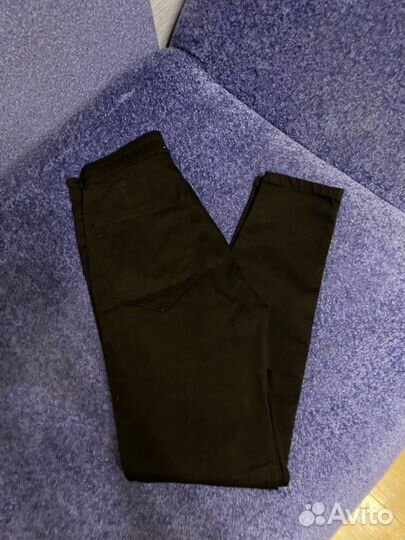 Джинсы женские