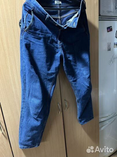 Джинсы ostin