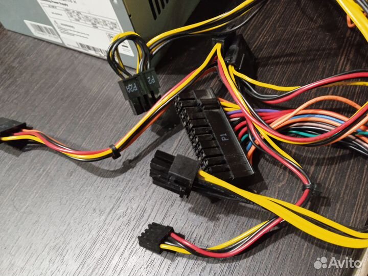 Блоки питания 400W 4+4pin CPU 6pin PCI