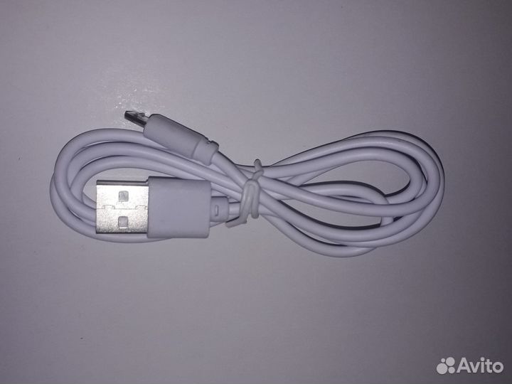 Кабель для зарядки телефона