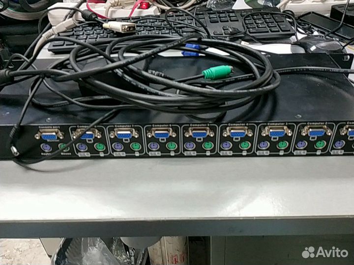 8-port KVM switch переключатель