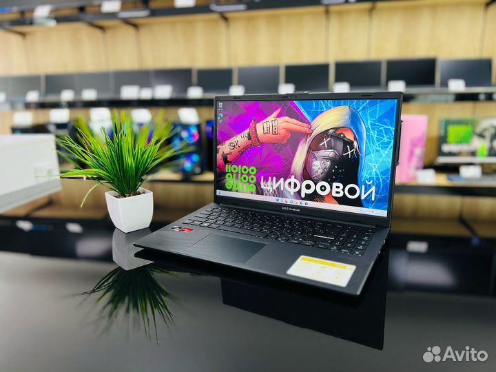 Мощный ноутбук Asus Vivobook 15,6