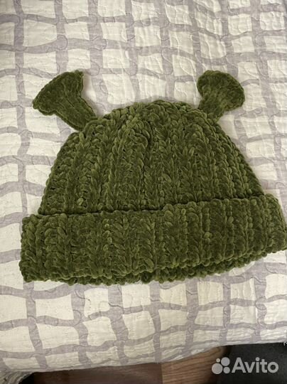 Шапка Шрэк вязаная