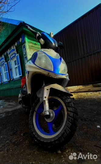 Скутер lrbis F1