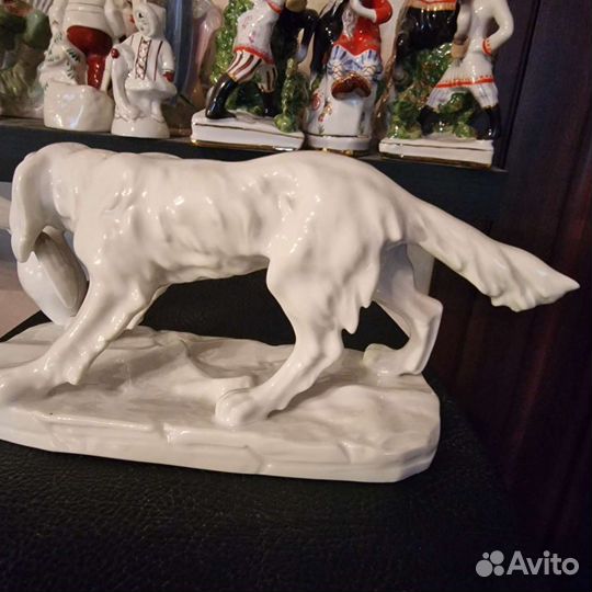 Фарфоровая статуэтка Европа