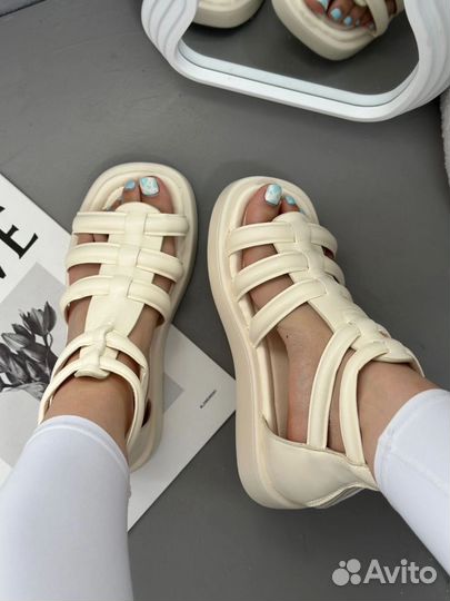 Босоножки для девочки