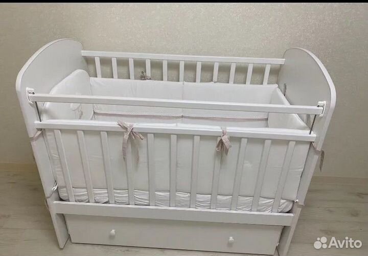 Бортики в детскую кроватку