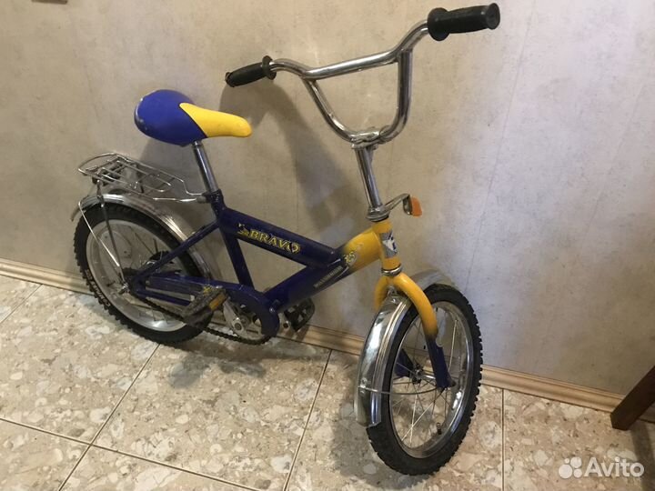 Велосипед двухколесный для первоклашки