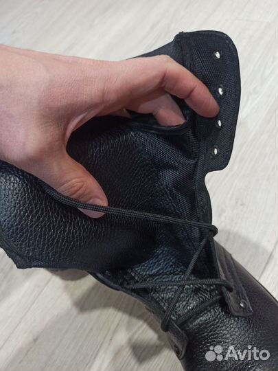 Ботинки с высоким берцем на искусственном меху