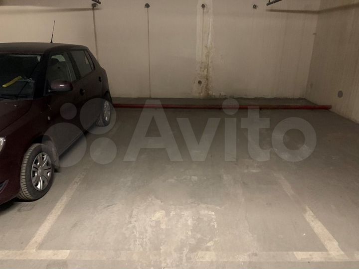 Машиноместо, 15 м²