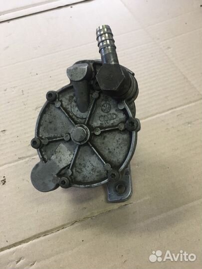 Вакуумный насос VW/Audi 2.3 5цил