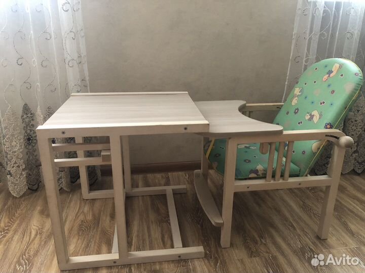 Стульчик для кормления