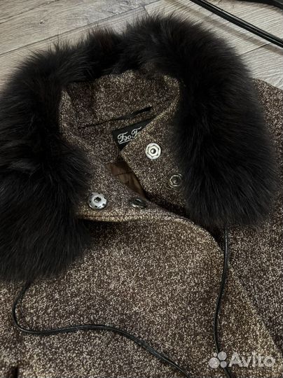 Пальто женское зимнее