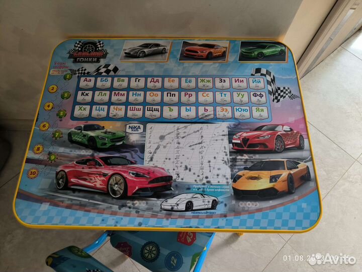 Детский столик и стульчик бу