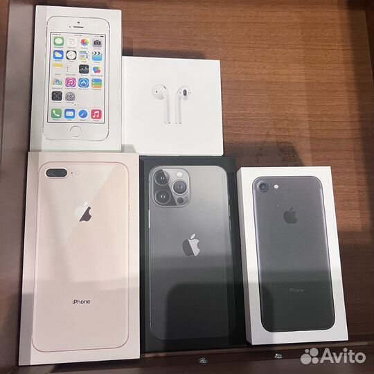 Коробки от техники iPhone