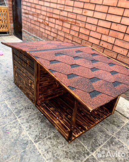 Будки для собак с верандой и без