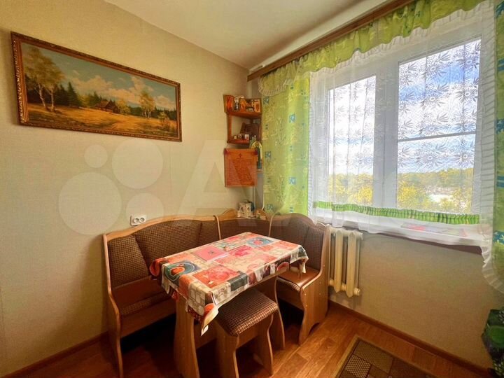 2-к. квартира, 55 м², 8/9 эт.