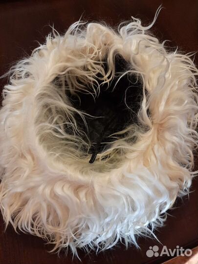 Кепка кожаная женская