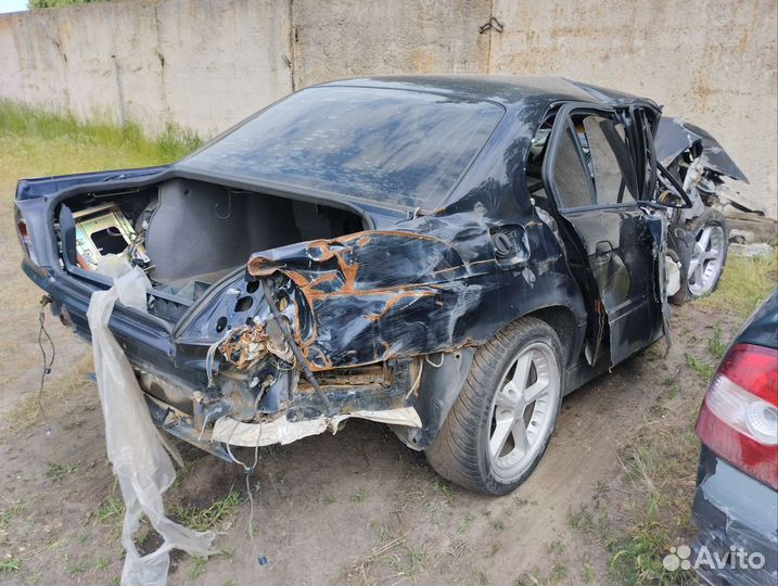 BMW 7 запчасти е38