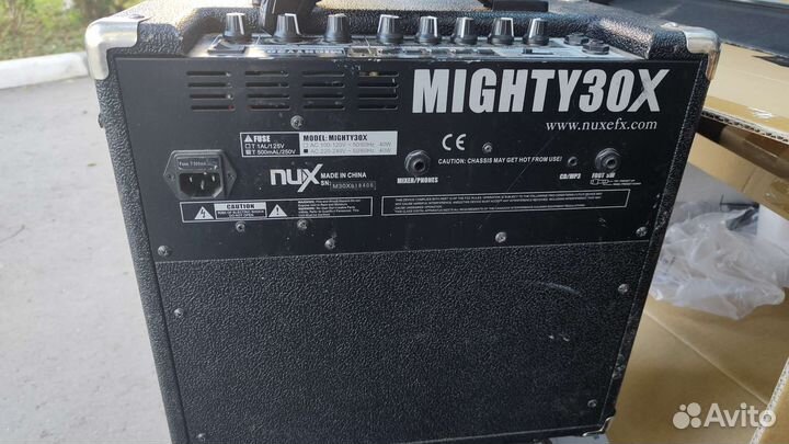 Гитарный комбоусилитель Nux mighty 30X