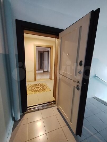 4-к. квартира, 100 м², 7/9 эт.