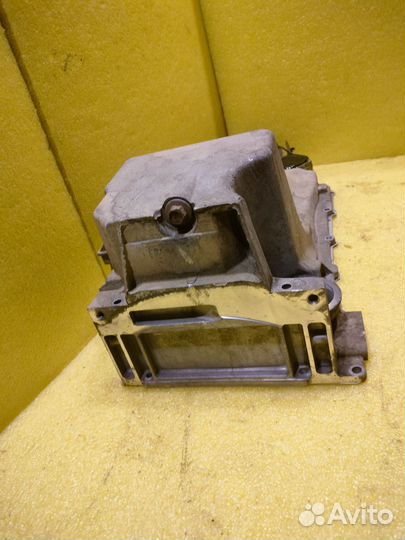 GM 12577396 поддон