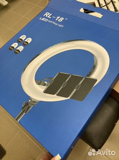 Кольцевая лампа со штативом новая