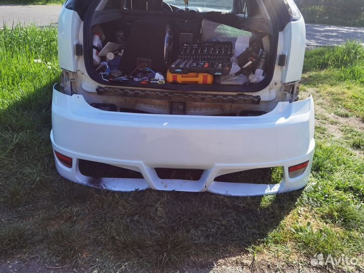 Задний бампер ford focus 2 хетч бек 2010