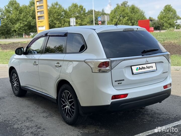 Mitsubishi Outlander 2.0 CVT, 2014, 96 347 км