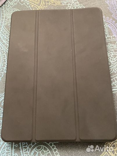 Чехол на iPad