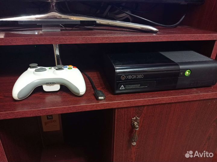 Xbox 360e + Kinect freeboot