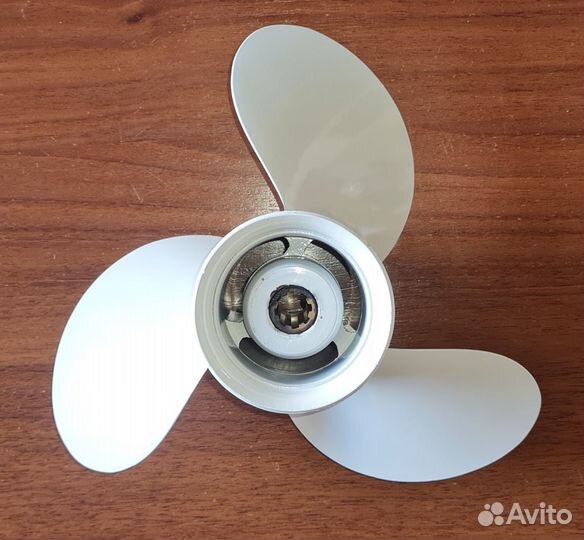 Гребной винт Yamaha 9.9-15 3x9-1/4x10-10-1/2