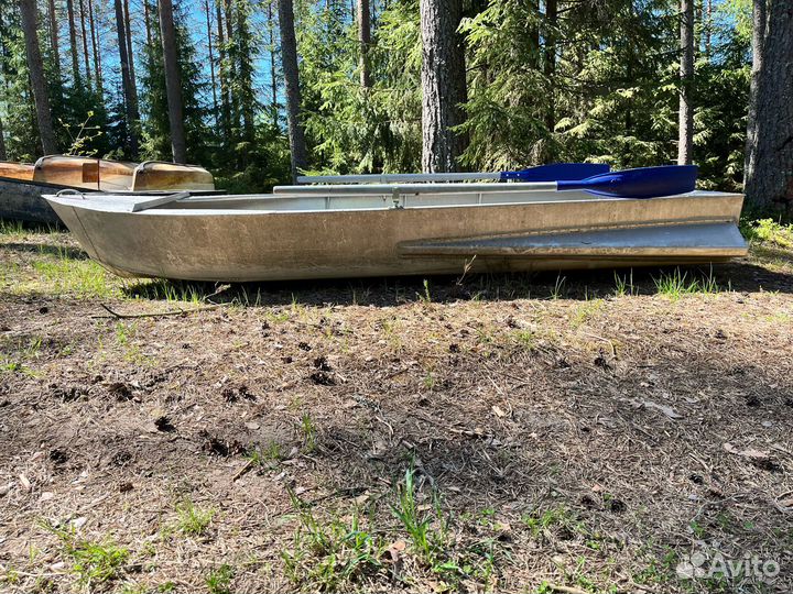Лодка аллюминиевая