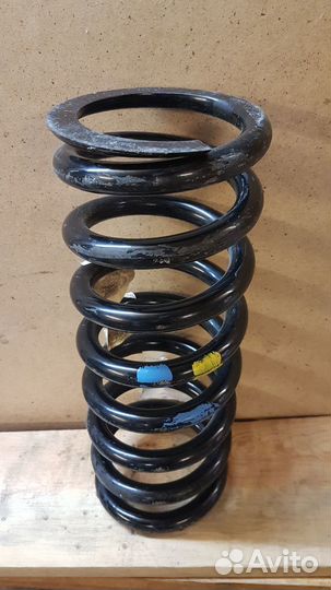 Новая пружина задняя 1шт на Mercedes W140, C140