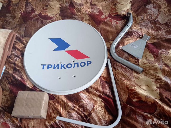 Новый отражатель триколор и крепление к нему