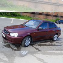 Hyundai Accent 1.5 MT, 2011, 258 000 км, с пробегом, цена 510 000 руб.