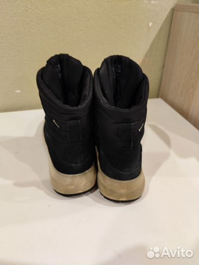 Дутики женские 37 ecco