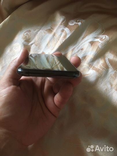 Мобильные телефоны iPhone xs