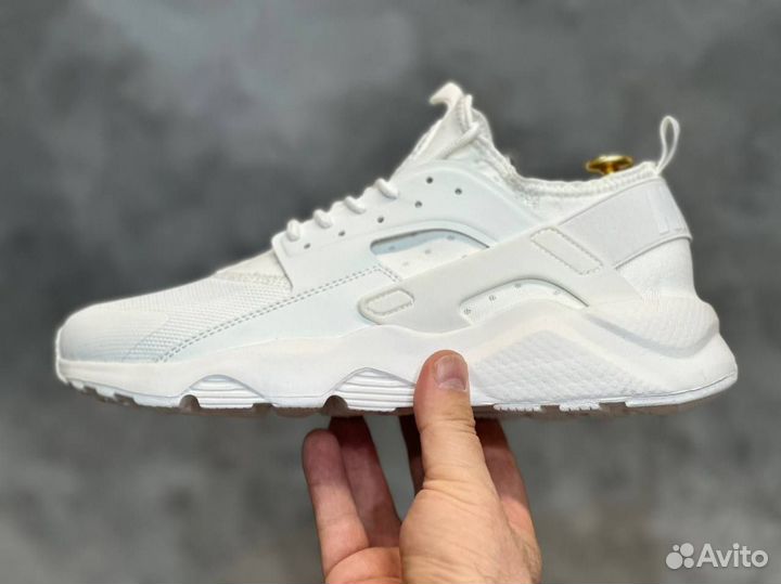 Nike air Huarache белые разм. 45