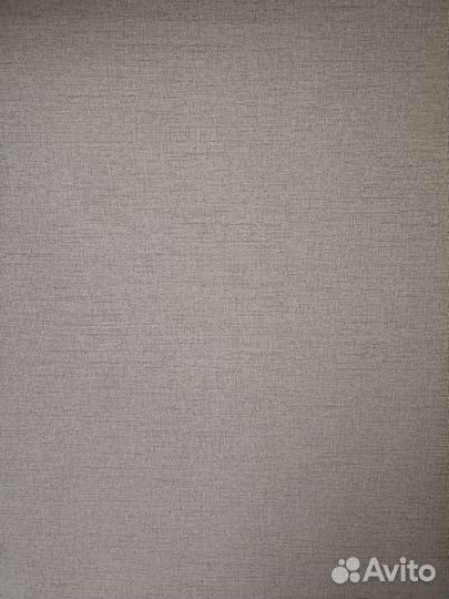 Остатки обоев после ремонта