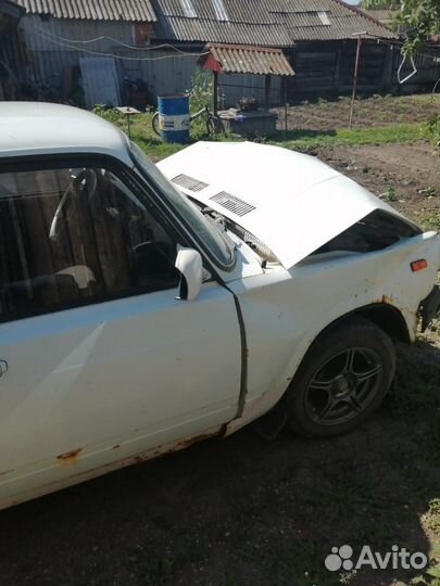 ВАЗ 2107 1.5 МТ, 2001, битый, 7 000 км
