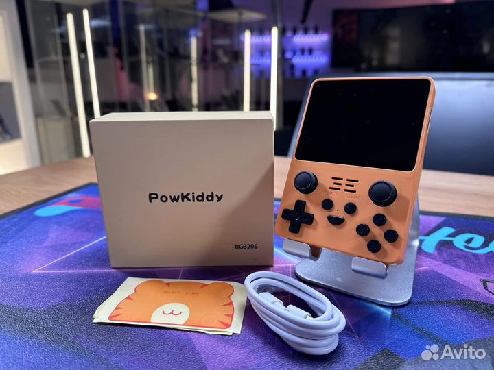 Портативная Ретро игровая консоль powkiddy 2023