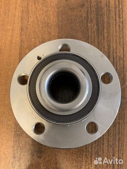 Ступица передняя для polo,Octavia,Golf-3, fabia